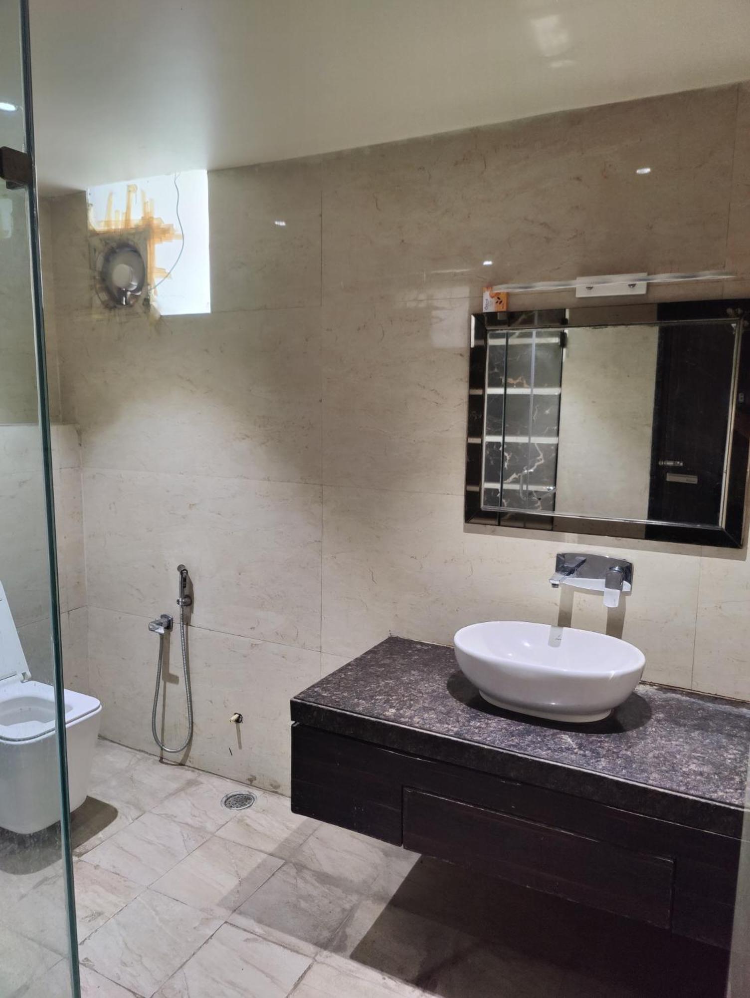 Hotel Sanjay Galaxy,Kanpur Zewnętrze zdjęcie